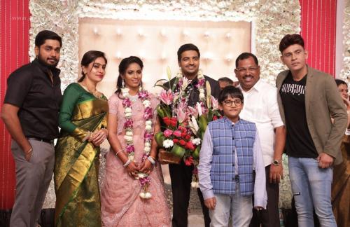 Actor Sathish - Sindhu Wedding Reception Stills 101