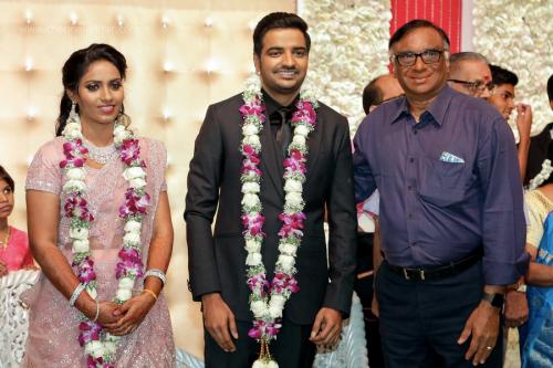 Actor Sathish - Sindhu Wedding Reception Stills 18