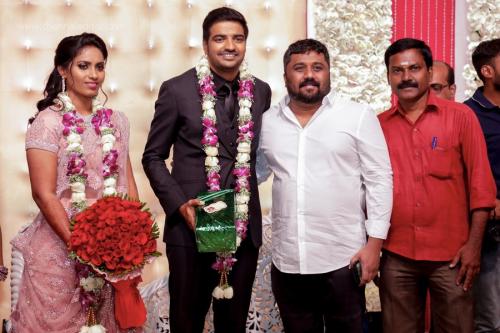 Actor Sathish - Sindhu Wedding Reception Stills 55