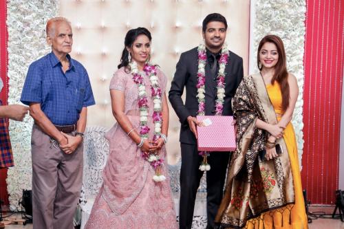 Actor Sathish - Sindhu Wedding Reception Stills 78