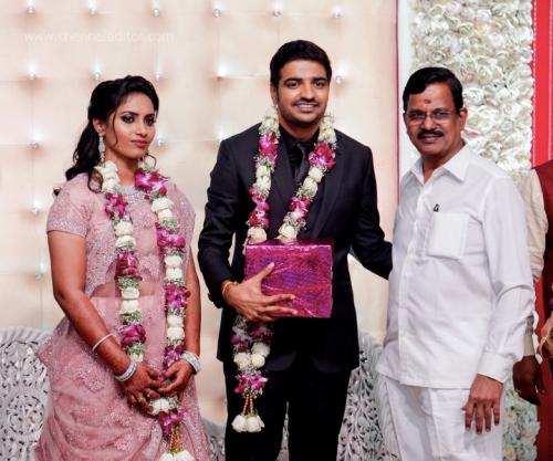 Actor Sathish - Sindhu Wedding Reception Stills 81