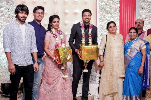 Actor Sathish - Sindhu Wedding Reception Stills 87