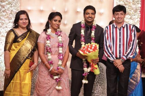 Actor Sathish - Sindhu Wedding Reception Stills 89